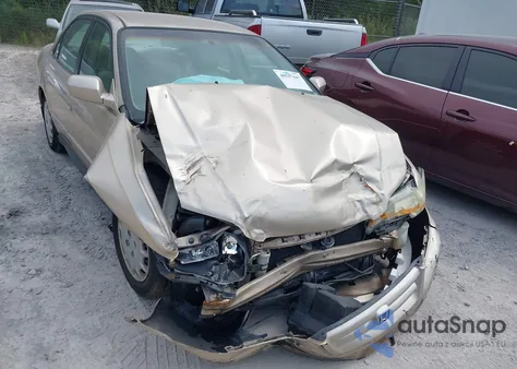 2001 Honda Accord 2.3 Lx z USA, uszkodzony, nr VIN 1HGCG56411A066098